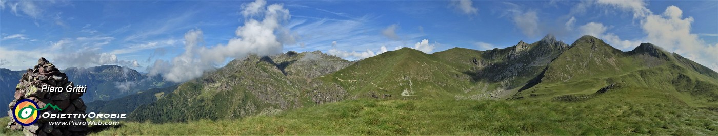 14 Puntatina al Monte Avaro (2080 m) con vista a dx in Valletto-Trbortoi-Triomen.jpg